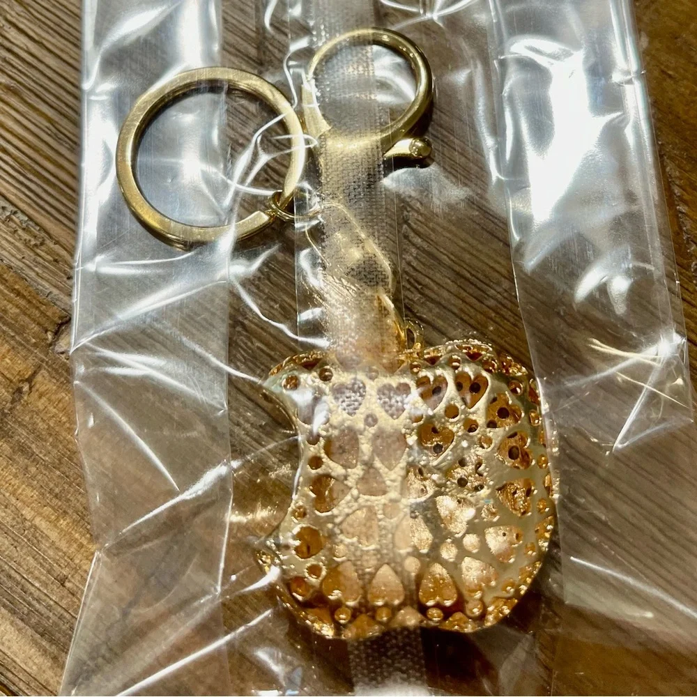 White Rhinestone “apple” Keychain / Bag Charm - Picture 3 of 4